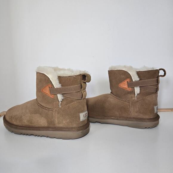 UGG Mini‎ Bailey Flex Chestnut Brown Big Kid's Suede Boots Size 3K - Picture 3 of 10